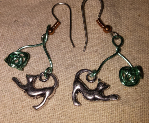 Rotten Kitty Dangle Earrings - Antika Nueva