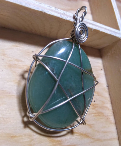 Green Adventurine Star Pendant